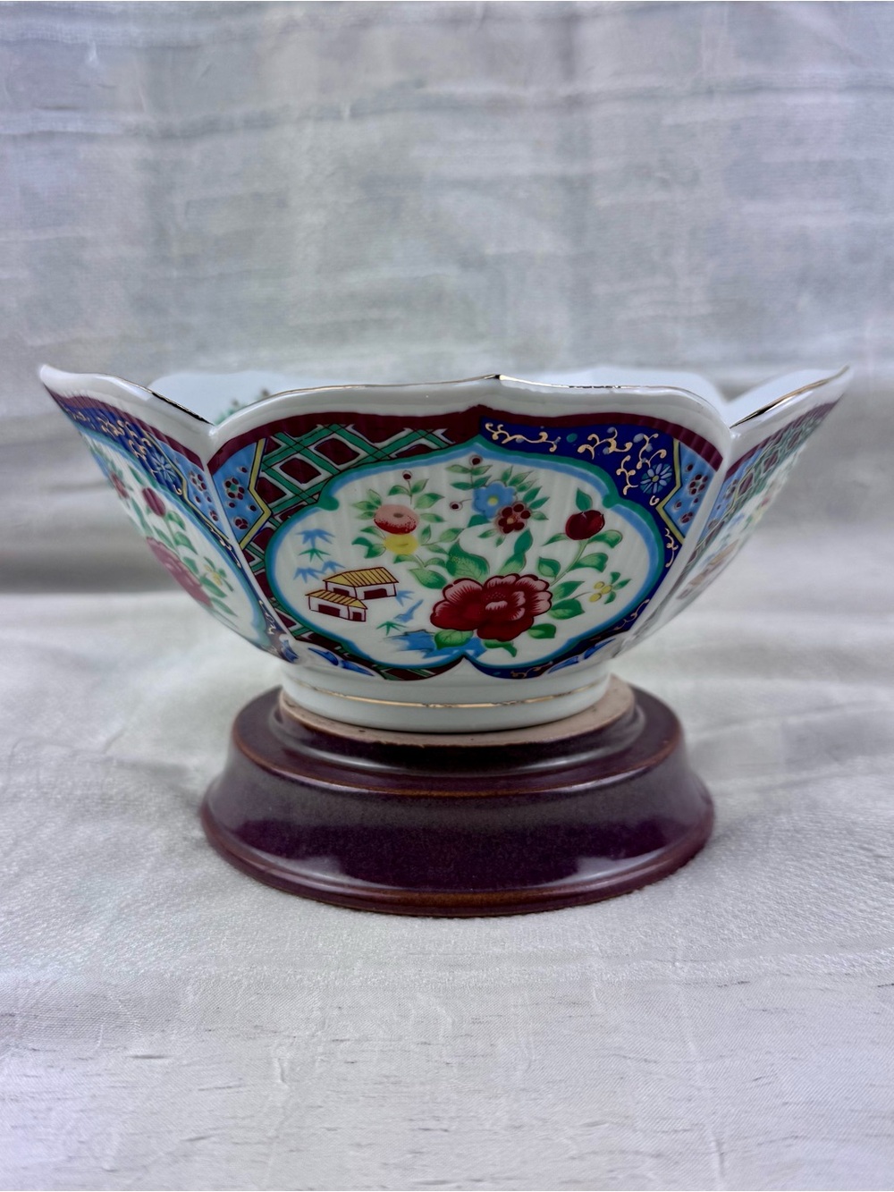 Vintage Miyako Handcrafted Porcelain Imari Ware Lotus Bowl Floral Made in Japan